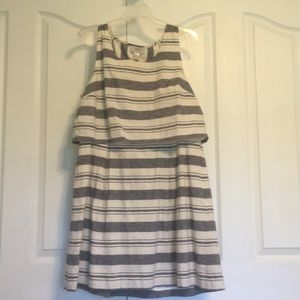 Loft dress with peep back